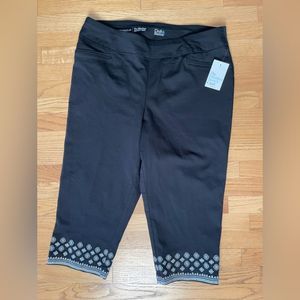 Croft & Barrow Effortless Stretch Capris